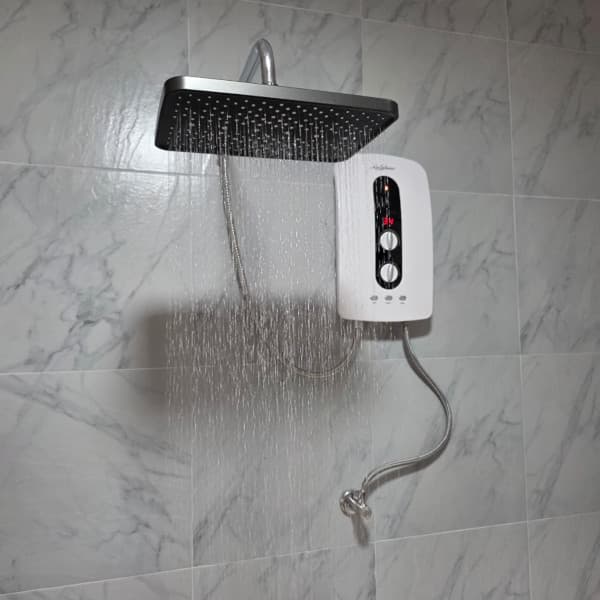 Anlabier water heater with Rain shower only